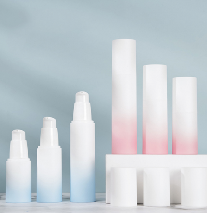 Berijpte Plastic Kosmetische de Containersgradiënt Zonder lucht 50g 3.3*14.5cm van de Lotionnevel 1